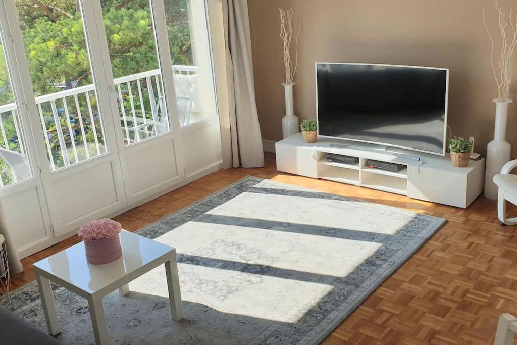 Appartement De Charme Et Familial A Caen Zewnętrze zdjęcie